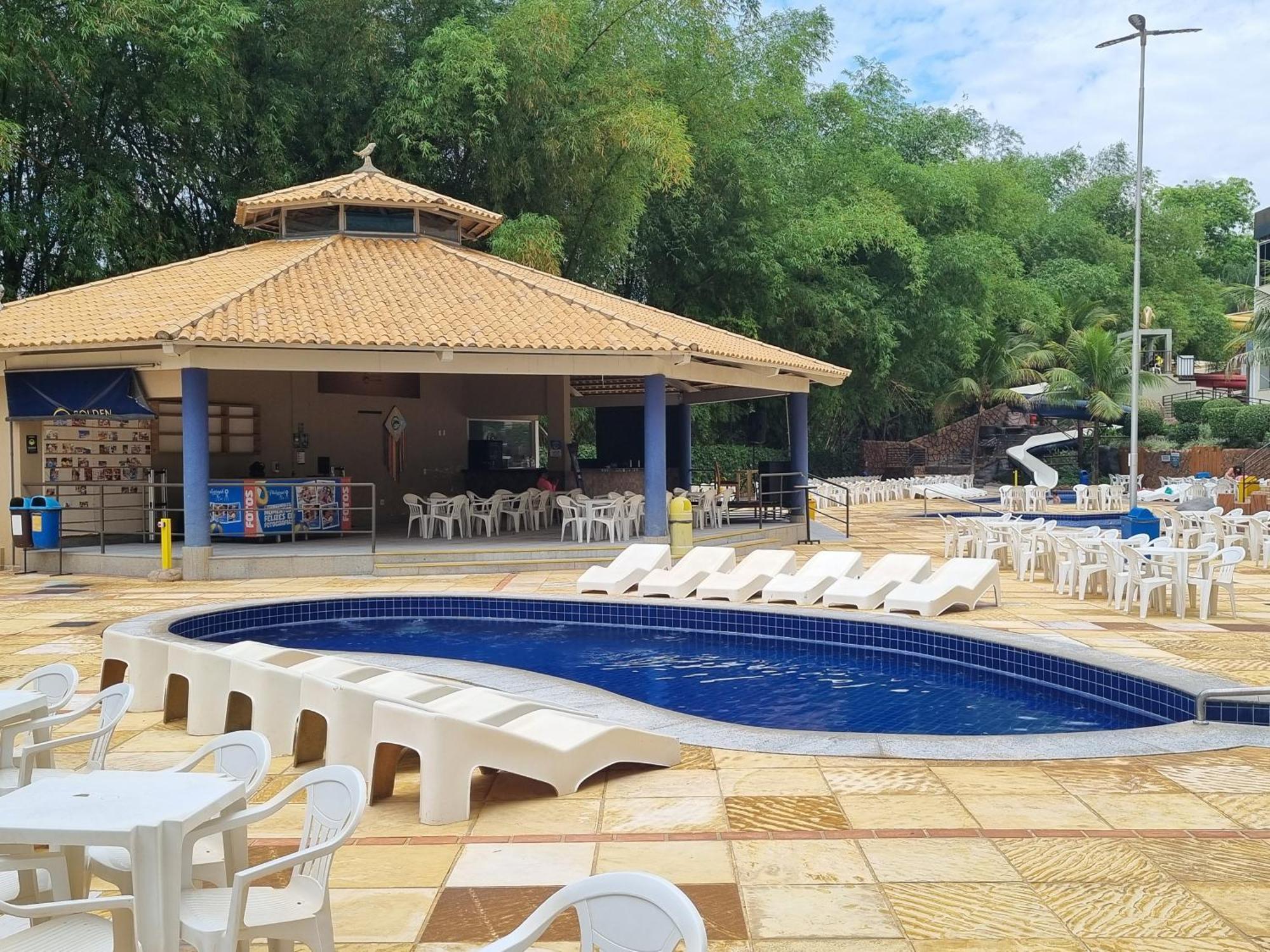 Flat 902 Golden Dolphin Express Apartamento *